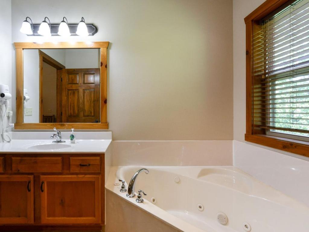 Lodge 243 Branson Kültér fotó